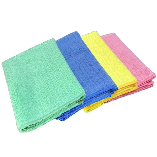 mikroutěrka quatro, 40x40 cm.jpg